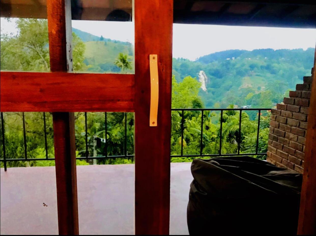 Minthu Homestay Ella Esterno foto