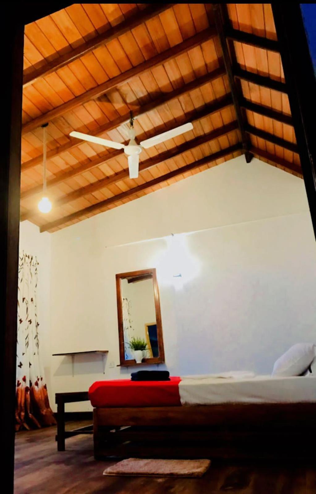 Minthu Homestay Ella Esterno foto
