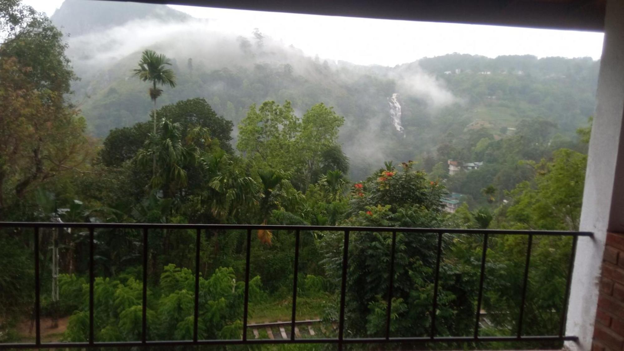 Minthu Homestay Ella Esterno foto